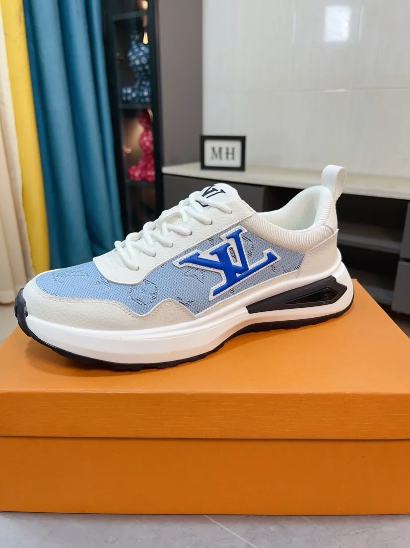 Men's shoes💰458🌸🌸【LV】Louis Vuitton🔍Top Purchasing Agency🇮🇹 Lu Street Fashion God's new sports shoes are coming and are on sale at the counter simultaneously. Original factory configuration, original cowhide fabric imported from Italy, high-quality embossed splicing complex process, sports fashionista, imported water-dyed sheepskin lining, sole: Wang Yuan factory specializes in original sole super comfortable, original factory follow-up goods 🔍🔍High quality, you can enter and leave the counter at will, welcome to compare and synchronize with the counter, code number 38-44, 45 customized